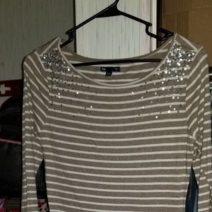 Half sleeve gap shirt